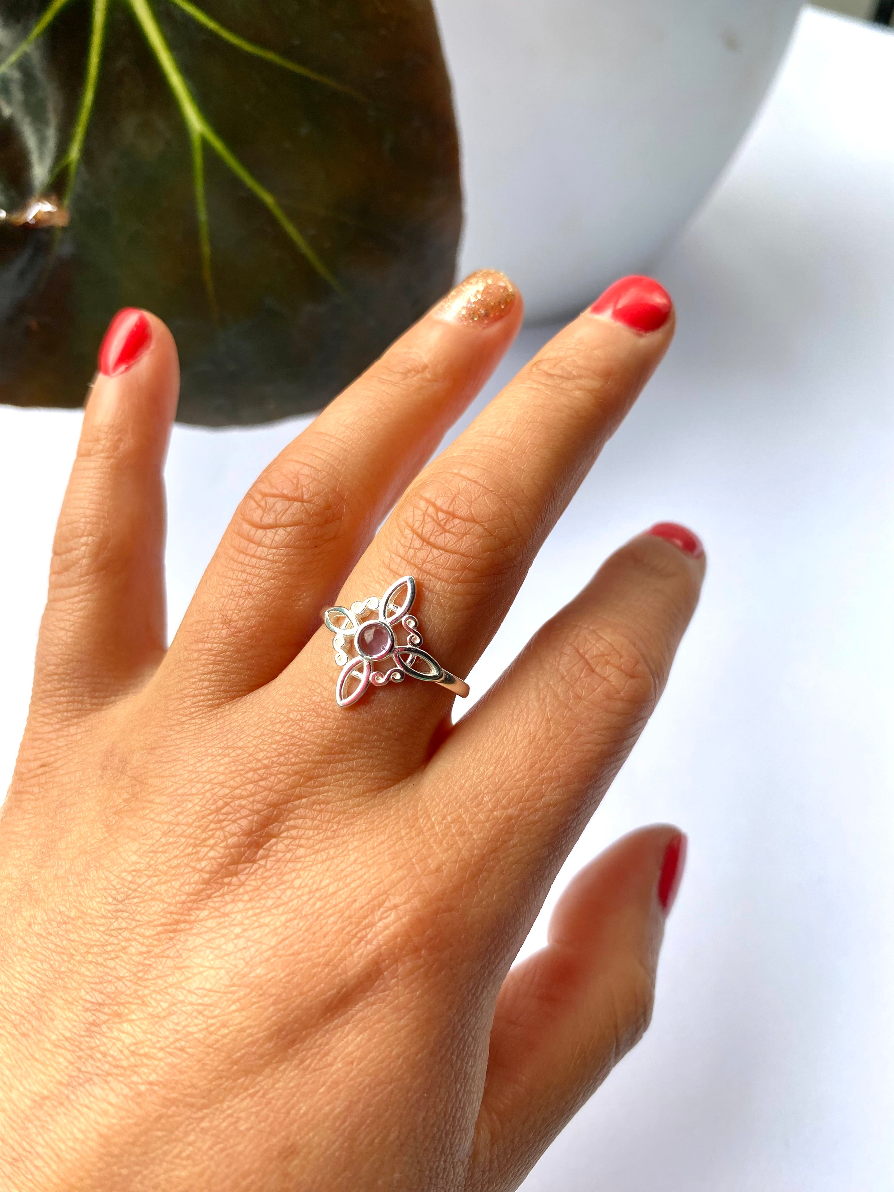 Anillo nudo de bruja talla #14