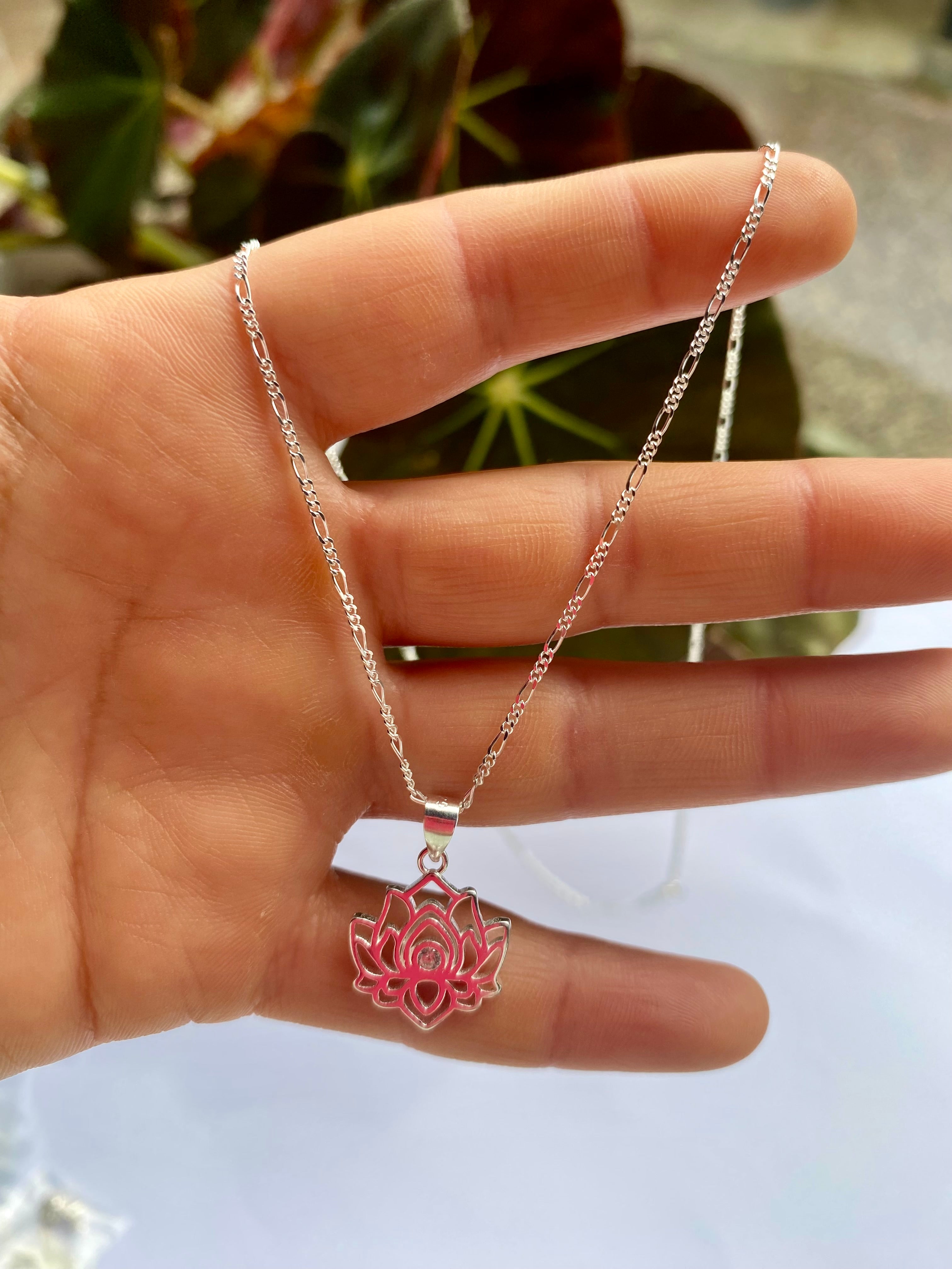 Collar flor de loto