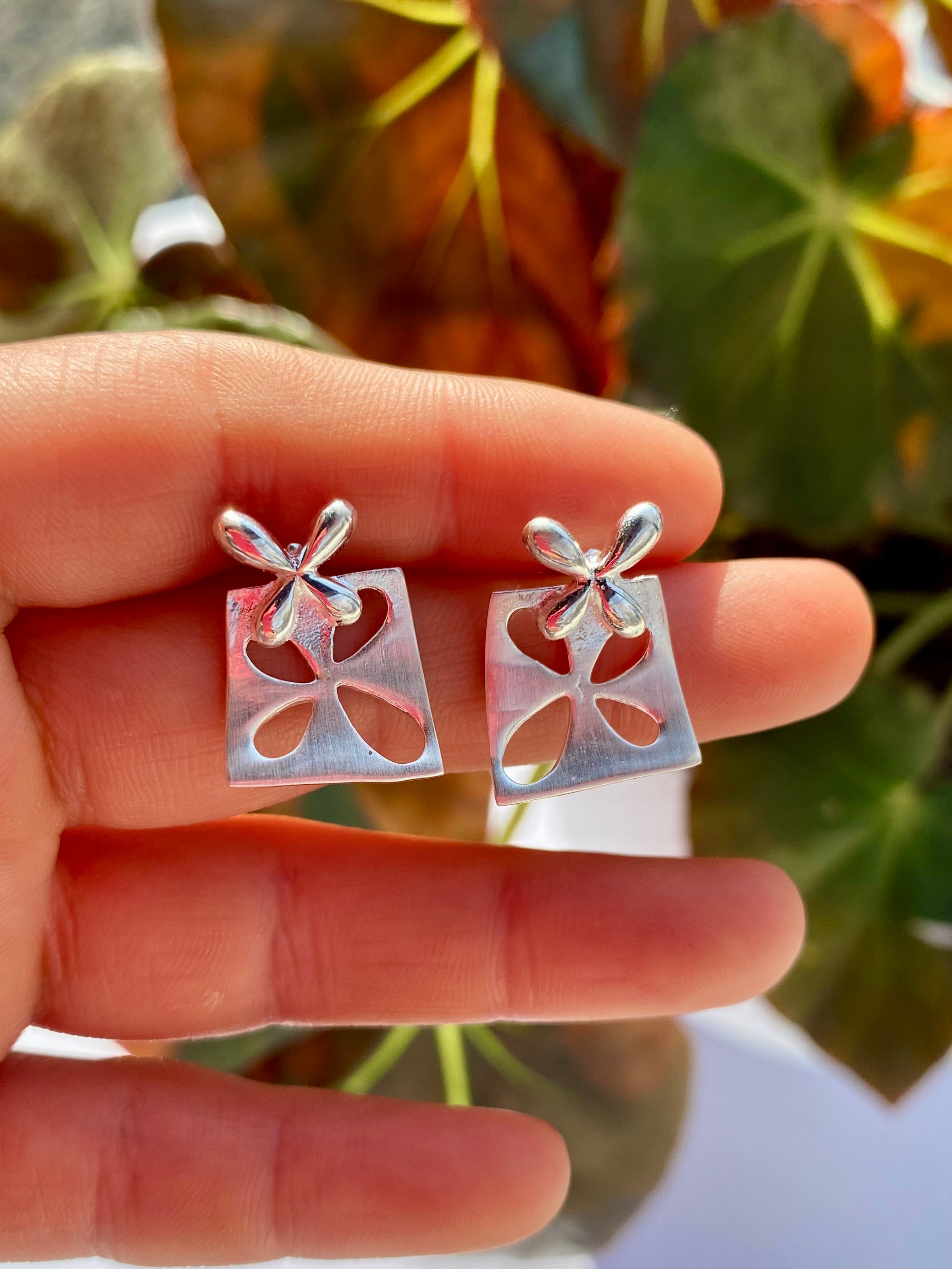 Aros apegados de flor