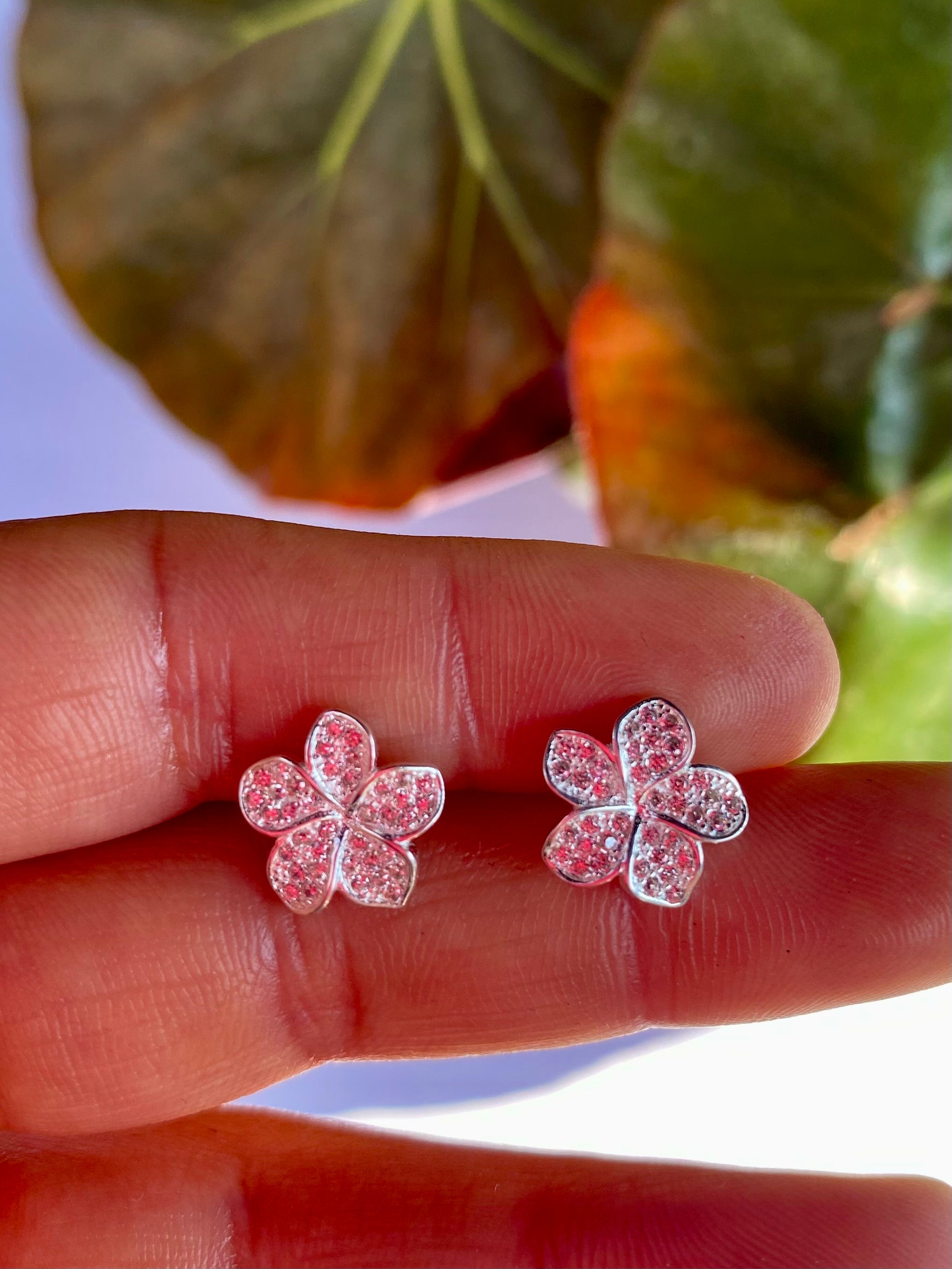 Aros apegados flor con circones